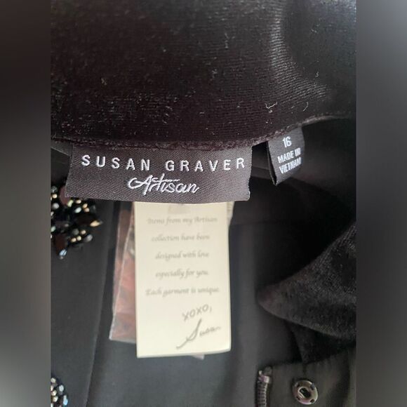 Susan Graver Artisan Bomber Jacket  Womens  Size 16 Peachskin Statement Button - Picture 4 of 14